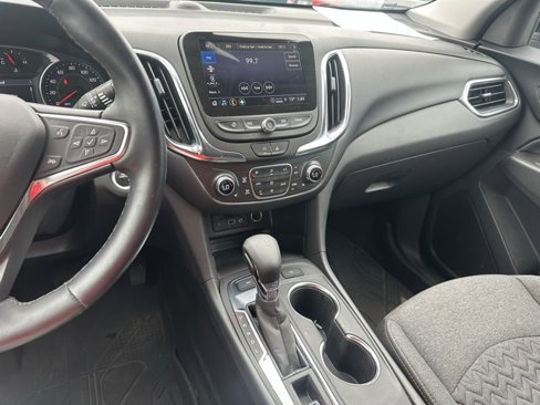 Used 2024 Chevrolet Equinox LT image 17