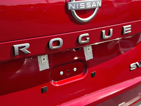Used 2024 Nissan Rogue SV w/ SV Premium Package image 29