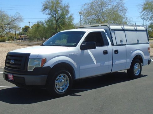 Used 2010 Ford F150 XLT image 1