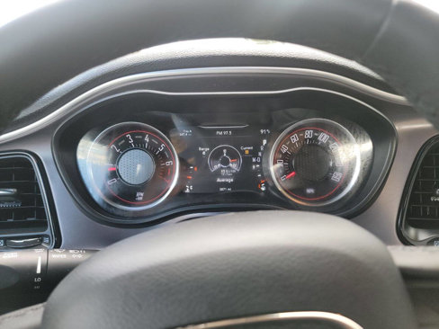Used 2019 Dodge Challenger SXT image 23