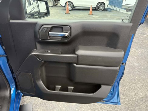 Used 2022 Chevrolet Silverado 1500 Custom image 20