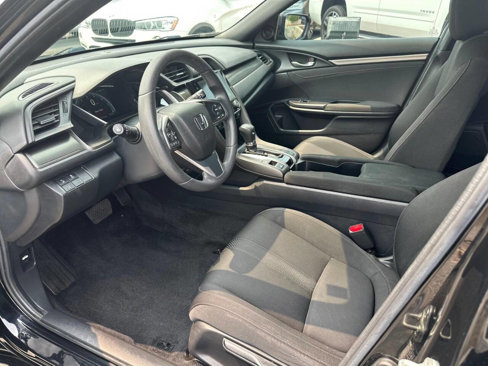 Used 2018 Honda Civic EX image 9