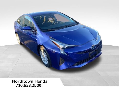 Used 2018 Toyota Prius Four image 1