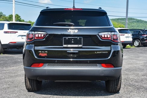 New 2025 Jeep Compass Limited w/ Sun and Sound Group image 4