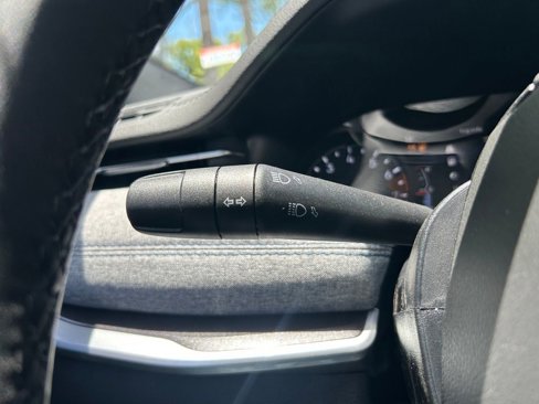 New 2025 Jeep Compass Latitude image 38