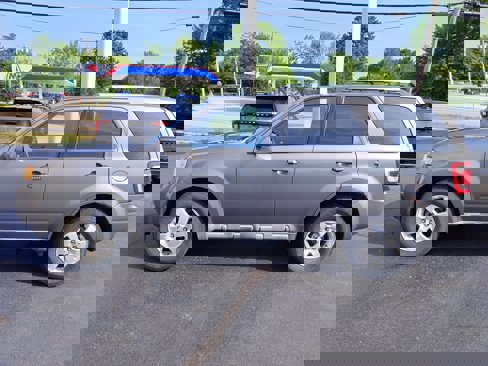 Used 2010 Ford Escape Limited image 1