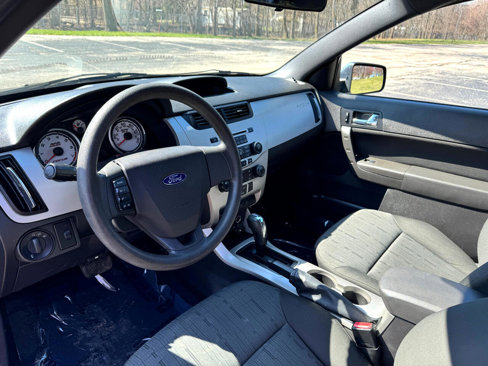 Used 2009 Ford Focus SE image 21