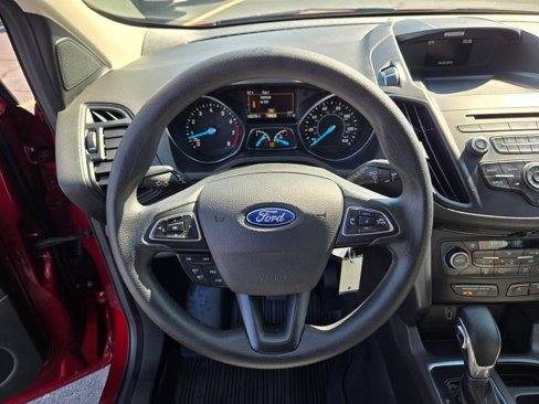 Used 2018 Ford Escape SE image 31