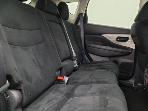 Used 2017 Nissan Murano S image 19