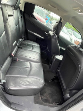 Used 2010 Dodge Avenger R/T image 19