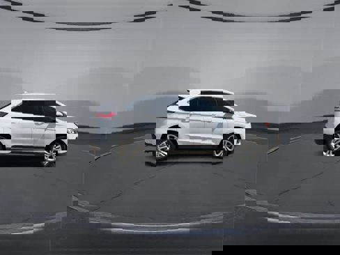 Used 2019 Ford Edge SEL w/ Equipment Group 201A image 9