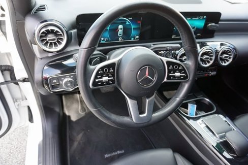Used 2019 Mercedes-Benz A 220 image 8