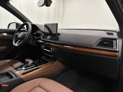 Used 2022 Audi Q5 2.0T Premium Plus w/ Premium Plus Package image 17