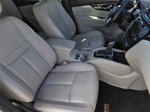 Used 2019 Nissan Rogue Sport SL image 30