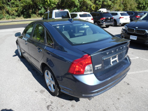 Used 2009 Volvo S40 T5 R-Design image 3