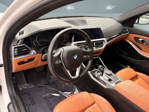 Used 2021 BMW 330i Sedan w/ Convenience Package image 4