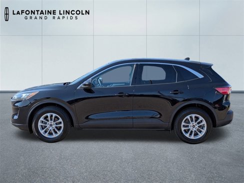 Used 2020 Ford Escape SE image 2