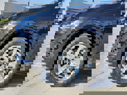 Used 2021 Audi Q8 Premium w/ Convenience Package image 6