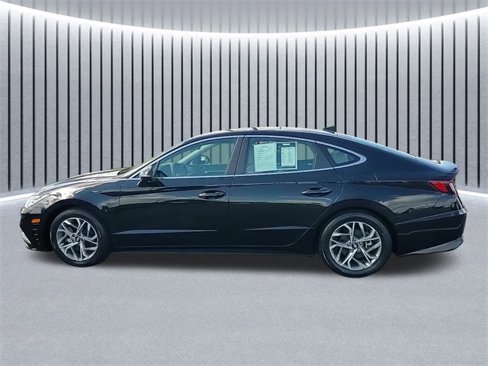 Used 2022 Hyundai Sonata SEL w/ Preferred Accessory Package image 7