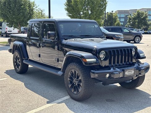 Used 2021 Jeep Gladiator Overland image 3