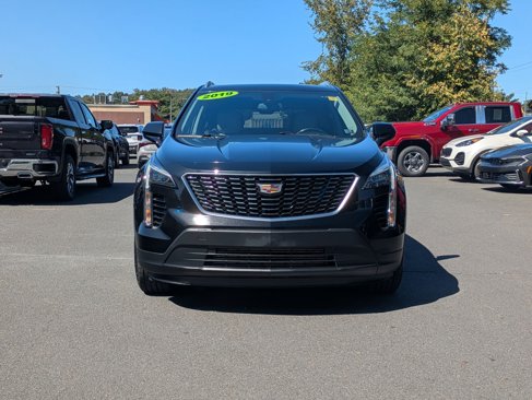 Used 2019 Cadillac XT4 Luxury w/ Cold Weather Package image 2