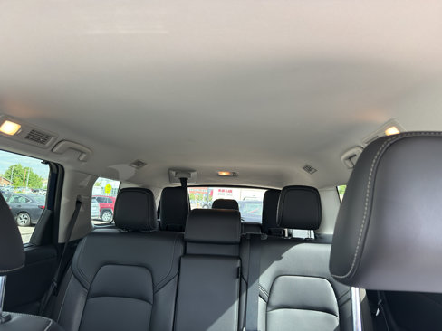 Used 2022 Nissan Pathfinder SL image 22