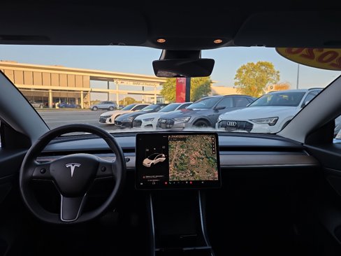 Used 2020 Tesla Model 3 Standard Range Plus image 46