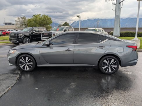 Used 2021 Nissan Altima 2.5 SV image 2