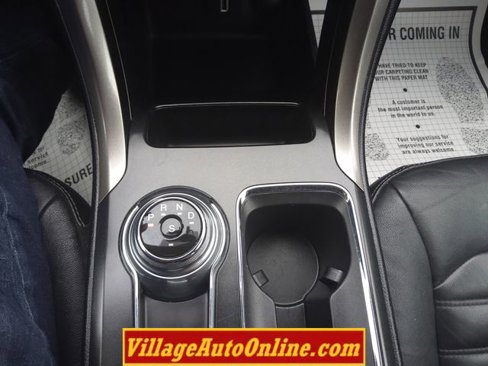 Used 2017 Ford Fusion SE w/ Fusion SE Technology Package image 42