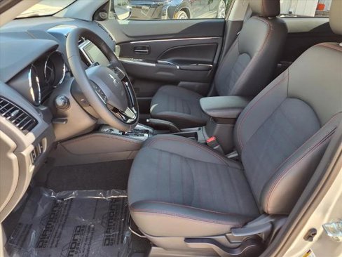 New 2025 Mitsubishi Outlander Sport SE image 13
