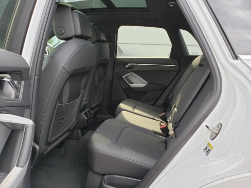 New 2025 Audi Q3 2.0T Premium Plus image 8