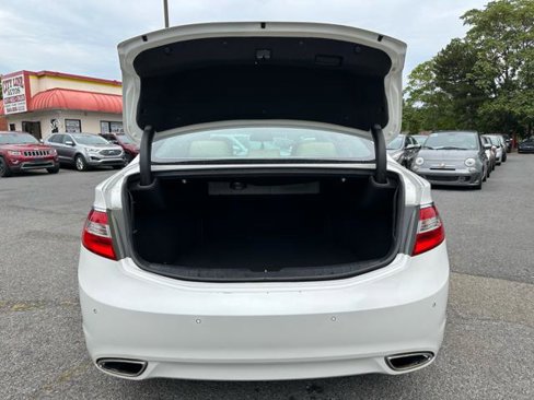Used 2013 Hyundai Azera w/ Technology Pkg image 15