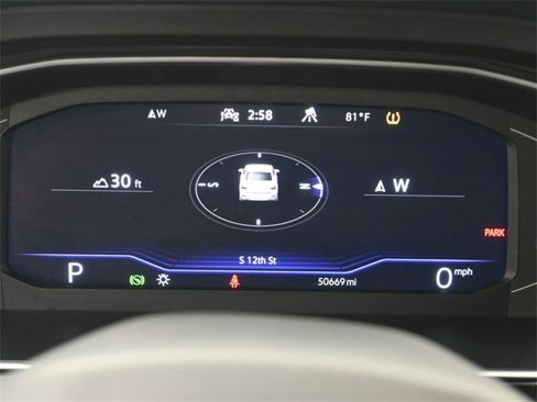 Certified 2022 Volkswagen Jetta SEL image 2