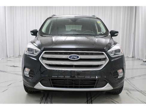 Used 2019 Ford Escape Titanium image 3