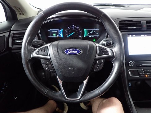 Used 2018 Ford Fusion SE w/ Equipment Group 601A image 27