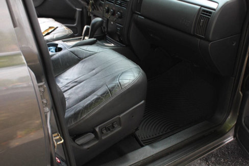 Used 2004 Jeep Grand Cherokee Laredo w/ Cold Weather Group image 10