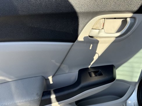 Used 2014 Honda Civic LX image 30