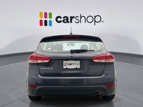 Used 2016 Kia Forte LX image 4