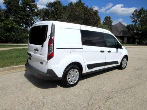 Used 2017 Ford Transit Connect XLT image 9