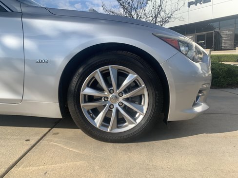 Used 2017 INFINITI Q50 3.0t Premium image 13