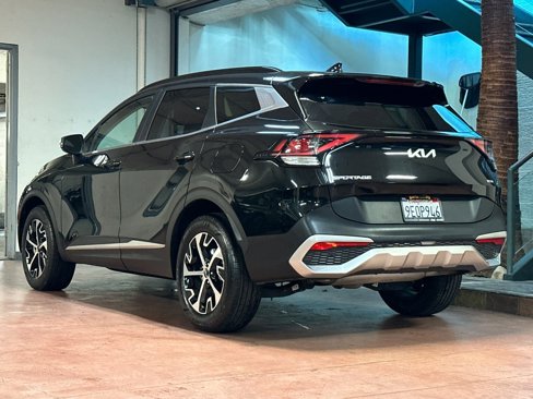 Used 2023 Kia Sportage EX w/ EX Premium Package image 3