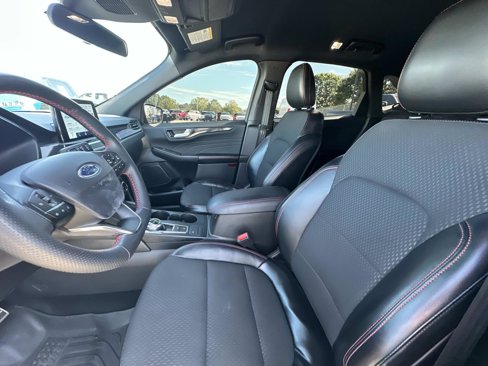 Used 2023 Ford Escape ST-Line w/ Equipment Group 301A image 24