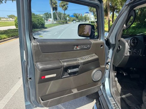 Used 2006 HUMMER H2 image 16