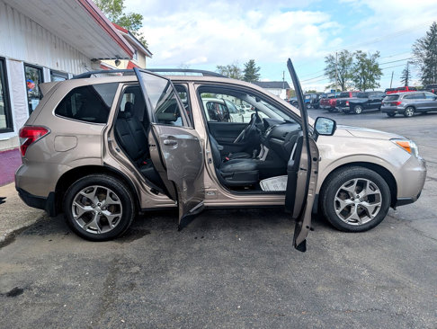 Used 2015 Subaru Forester 2.5i Touring w/ Eyesight & Navigation System image 18