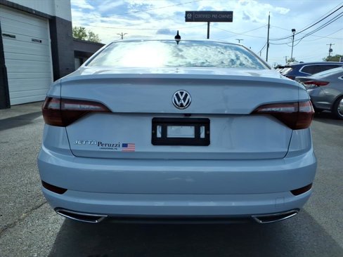 Used 2019 Volkswagen Jetta SEL Premium image 9