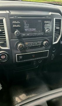 Used 2018 Nissan Titan S image 2