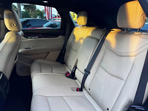Used 2018 Cadillac XT5 Premium Luxury image 24