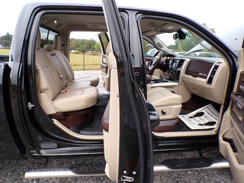 Used 2018 RAM 2500 Laramie w/ Off Road Package image 4