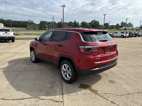 New 2025 Jeep Compass Sport image 5