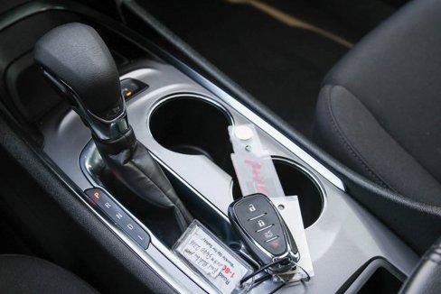 Used 2024 Chevrolet Malibu LT image 19